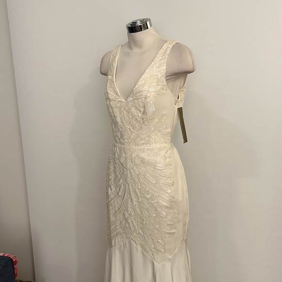 NICOLE MILLER BRIDAL WEDDING PS0004 $3500 SZ 8 AWH/ OFF WHITE - Picture 6 of 16